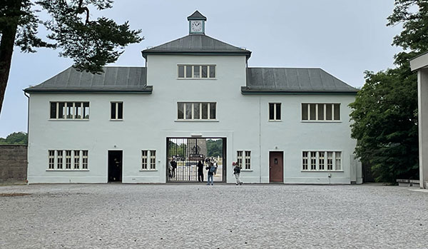 Die Zentrale des KZ-Terrors Gedenkstättenfahrt nach Sachsenhausen 2026